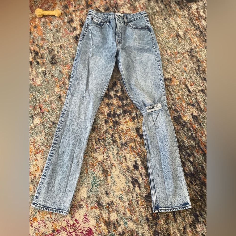 Abercrombie &Fitch 90’s Skinny High Rise jeans